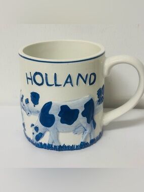 Holland Blue & White Cow Ceramic Mug
New